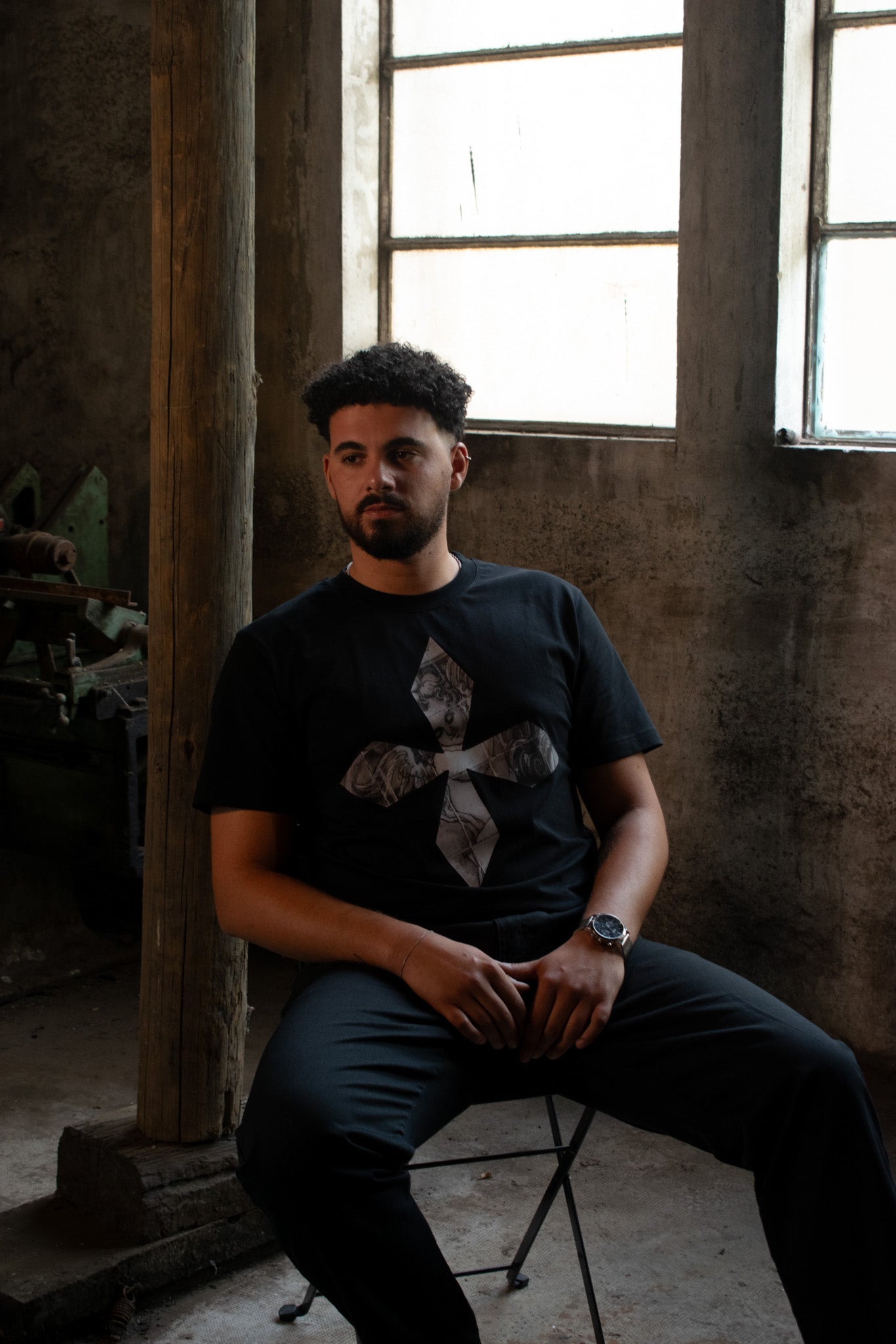 THE BIG B&W TILE [TSH2]-2